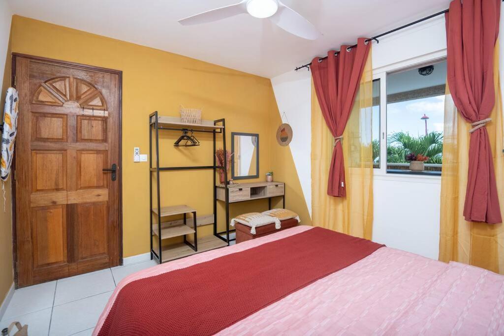 Ferienwohnung Le Logis Du Passant Riviere Saint-Louis Exterior foto